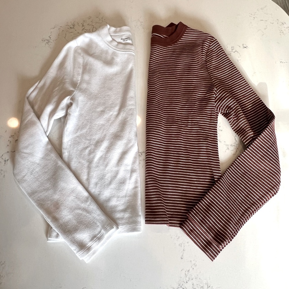 Abercrombie & Fitch Soft Essentials Long Sleeve Crew Tops, Size Medium